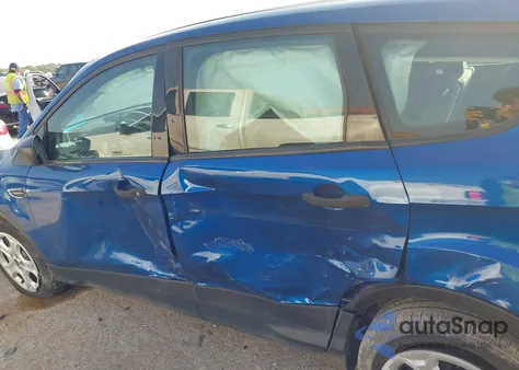 2019 Ford Escape S z USA, uszkodzony, nr VIN 1FMCU0F71KUB21083